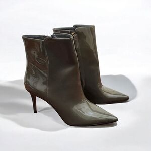 J. Crew Women size 8.5 Khaki Patent Leather Shoe High-Heel Ankle Boot AE854